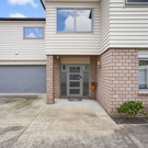 22 17Awallathroad thumb